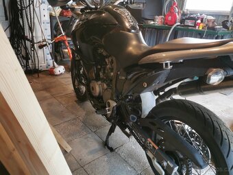 Honda Transalp XL 700 VA - 9