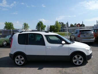 Škoda Roomster 1.2 TSi 63kW SCOUT, serviska - 9