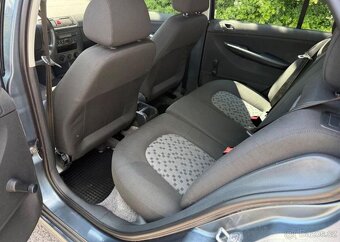 Škoda Fabia 1,2i klima Nová STK serviska benzín - 9