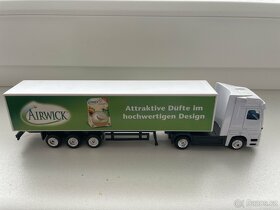 Prodám reklamní kamiony, vysokozdvih a zasilkovna zdarma - 9