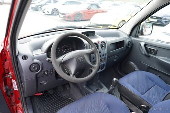 Peugeot Partner 1.4i, 5 míst - 9