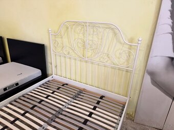 Hezká kovová postel-letiště IKEA LEIRVIK 140x200 - 9