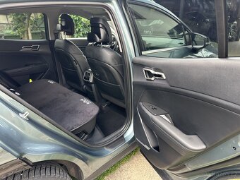 Kia Sportage ,automat ,tažný zař.,2022 naj. 36tkm záruka. - 9