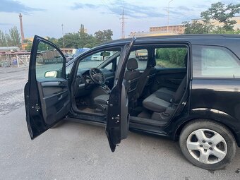 Opel Zafira B 1.9 TDI - STK 6/2027 - 7 místné - 9