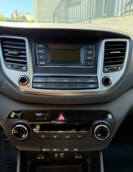 Hyundai Tucson 1.6 GDi Comfort 2WD Benzin - 9