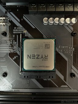 Herní / pracovní PC sestava – Ryzen 7 2700 / 32 GB RAM / Aor - 9