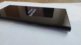Prodám Samsung Galaxy S22 Ultra 12/512GB - 9
