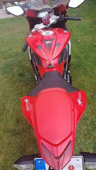 Mv agusta f3 800 - 9