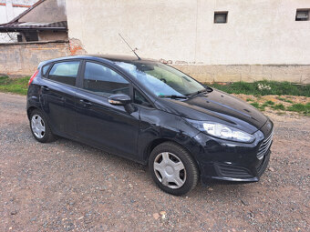 Ford Fiesta 1,0 rok 2013 72.000 km facelift - 9