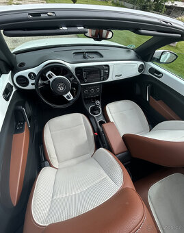 Volkswagen Beetle Cabrio 1.6 TDI Design - 9