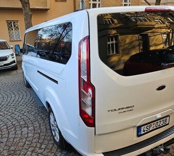 Prodám Ford Tourneo Custom 2, 0Tdi, 125kW, koupeno v ČR - 9