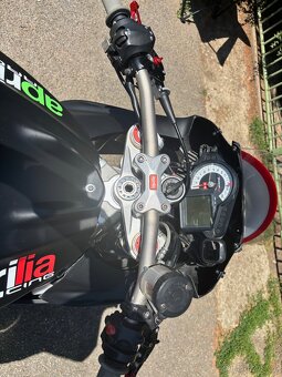 Aprilia Tuono V4R 1000 APRC RACE - 9