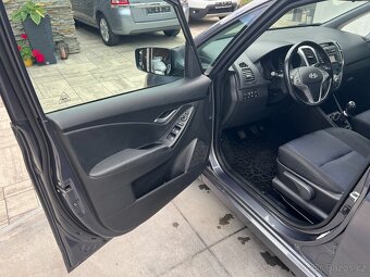 HYUNDAI iX20 1.4i 66 KW 1.MAJITEL PARK.S.VYHŘ.SEDADLA+VOLANT - 9