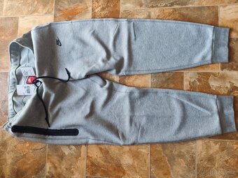 Nike Tech Fleece souprava - 9