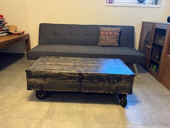 Odkládací stolek na kolečkách - 9