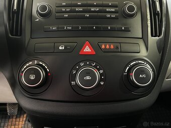 Kia Ceed CRD ,  66 kW nafta, 2009 - 9