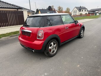 MINI COOPER ONE - 9