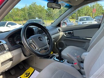 Kia Cerato 2004 - 9