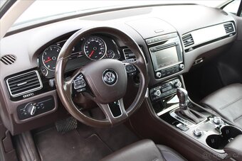 Volkswagen Touareg 3.0 TDI 193kW 4MOT.DSG TAŽNÉ (2017) - 9
