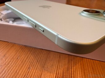 Apple iPhone 15 Plus 128GB zelený (MU173SX/A) DPH - 9