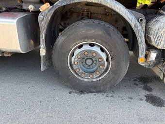 Renault Kerax 420 S3 8x4 EURO 3 - 9
