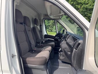 PEUGEOT BOXER L3H2 2.2 121 KW 2020 KLIMA TEPOMAT TAŽNÉ - 9