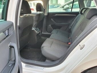 Škoda Superb iV Combi Style 1.4TSI 160kW DSG 56tkm Virtual - 9