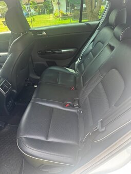 Kia Sportage 2.0 CRDi HP 4WD 185k GT-Line - 9