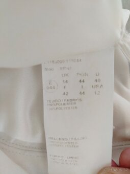 Krémové svatební šaty velikost 42 - 46 - 9