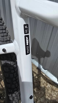 KTM Macina race 591 - 9