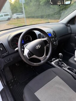 Hyundai I30 1.4i 2010 - 9