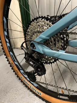 Trailové karbonové kolo Cube Stereo 140 HPC Race 27.5 - 9