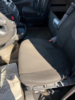 Prodám tahač DAF  XF 2/2016 Najeto 836000km - 9