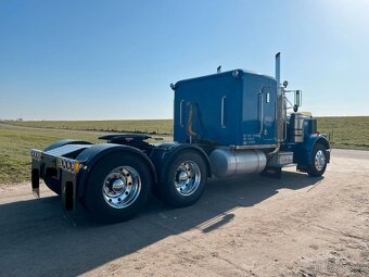 Peterbilt 359EXHD 1984 - 9