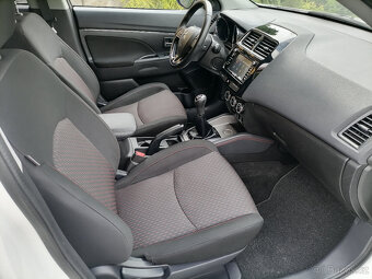 Mitsubishi ASX 1.6i 86kwDiamant40000kmNaviKameraVyhřSedPrSer - 9