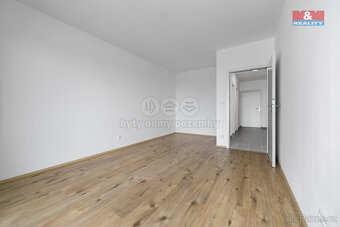 Pronájem bytu 2+kk, 66 m², Plzeň, ul. Safírová - 9