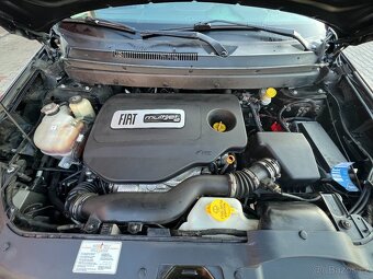 Fiat Freemont 2.0 Multijet Black Code 125kW (ODPOČET DPH) - 9