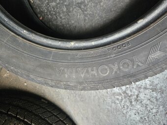 225/55R18 98H Yokohama - 9