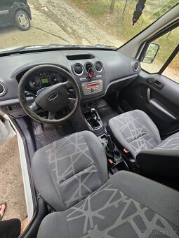 Ford Transit Connect - 9