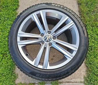 TOP Originál kola VW 5x112 R18 8Jx18H2 ET40 - zimní - 9