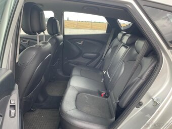 Hyundai ix35 1.7Crdi 85kw, nová stk, bez koroze - 9