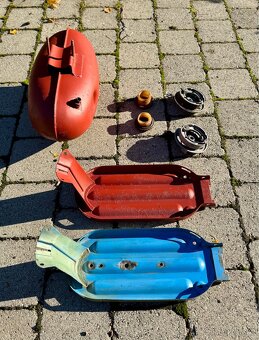 Jawa 50 Jawetta , Stadion - díly - 9