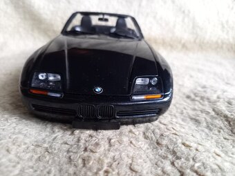 Prodám BMW Z1 - 1:18 - Minichamps, s originální krabicí - 9