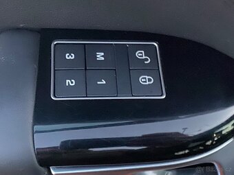 RANGE ROVER 3.0 TDI AUTOBIOGRAPHY 258 hp - 9