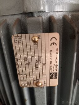 Různé elektromotory - 9