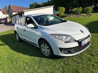 Renault Mégane 1,6 r.v. 2012 - 9