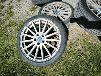 ALU kola Ford Focus 5x108 R18 s letními pneu - 9