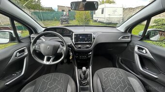Peugeot 2008 - 9