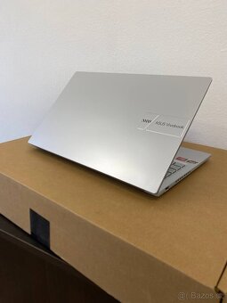 Notebook ASUS VivoBook - AMD R5/16GB/512GB/WIN11 - 9