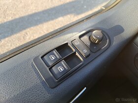 Volkswagen Caravelle LONG 2,0 TDI 2013 NAVIGACE, 9 MÍST - 9
